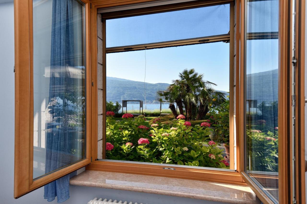 Torre Degli Ulivi Bed & Breakfast Tignale Exterior photo