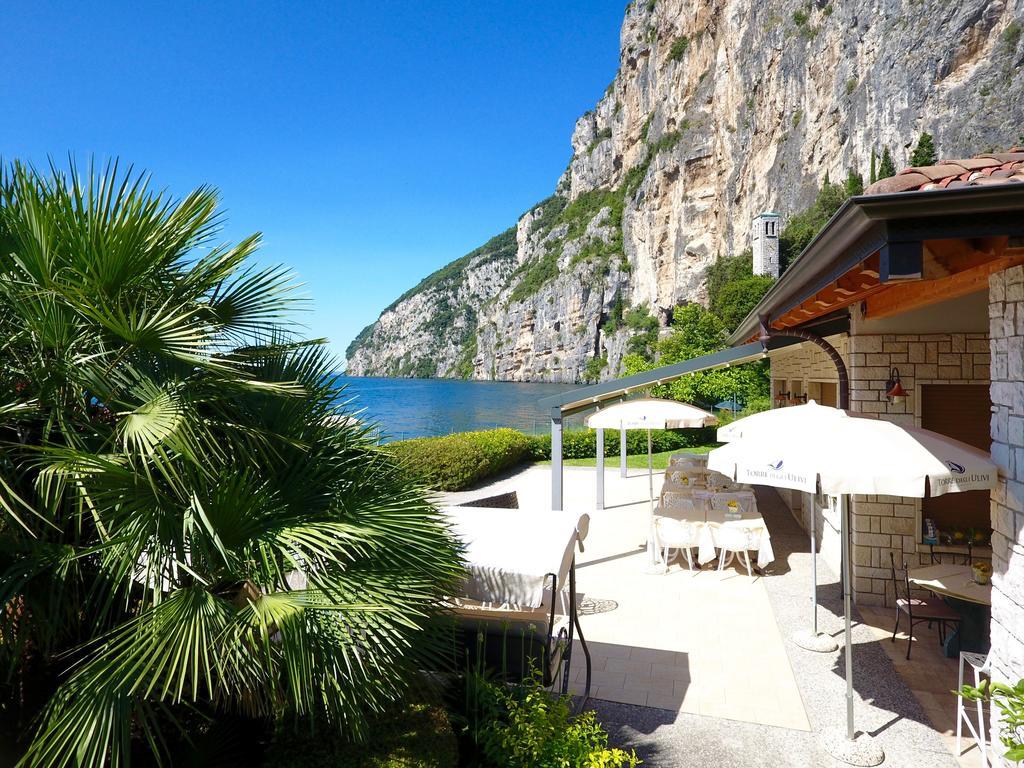 Torre Degli Ulivi Bed & Breakfast Tignale Exterior photo