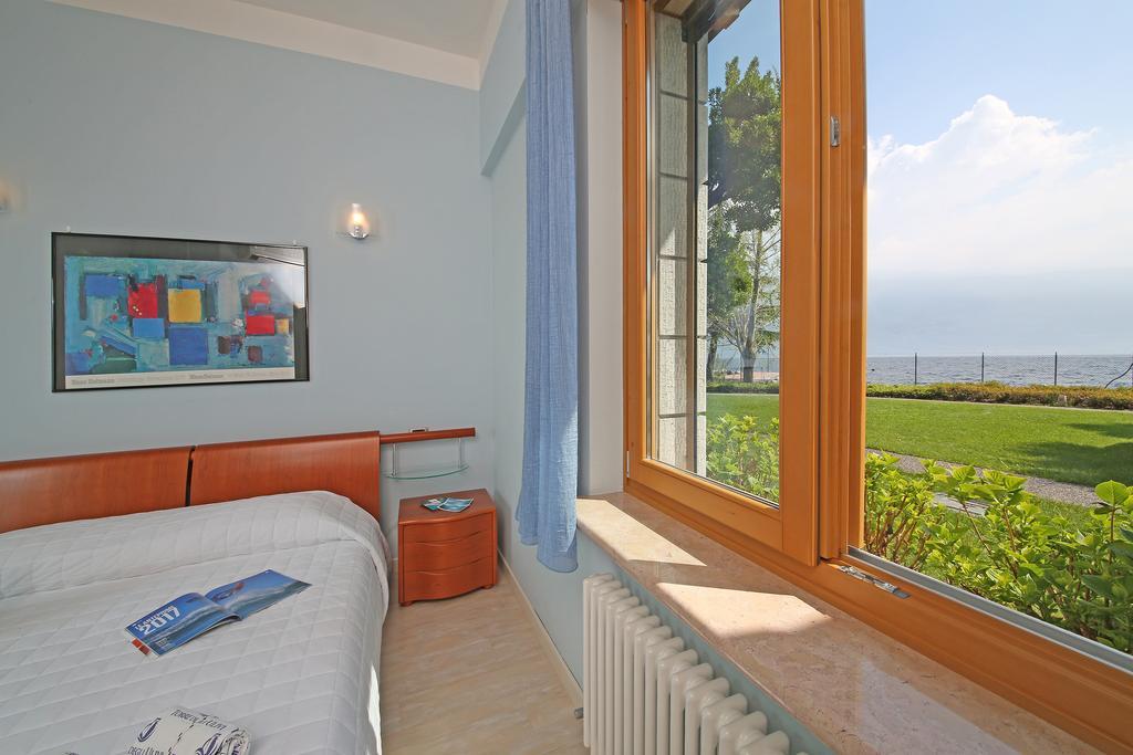 Torre Degli Ulivi Bed & Breakfast Tignale Exterior photo
