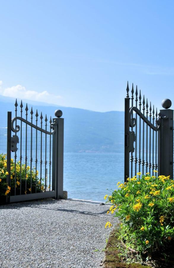 Torre Degli Ulivi Bed & Breakfast Tignale Exterior photo